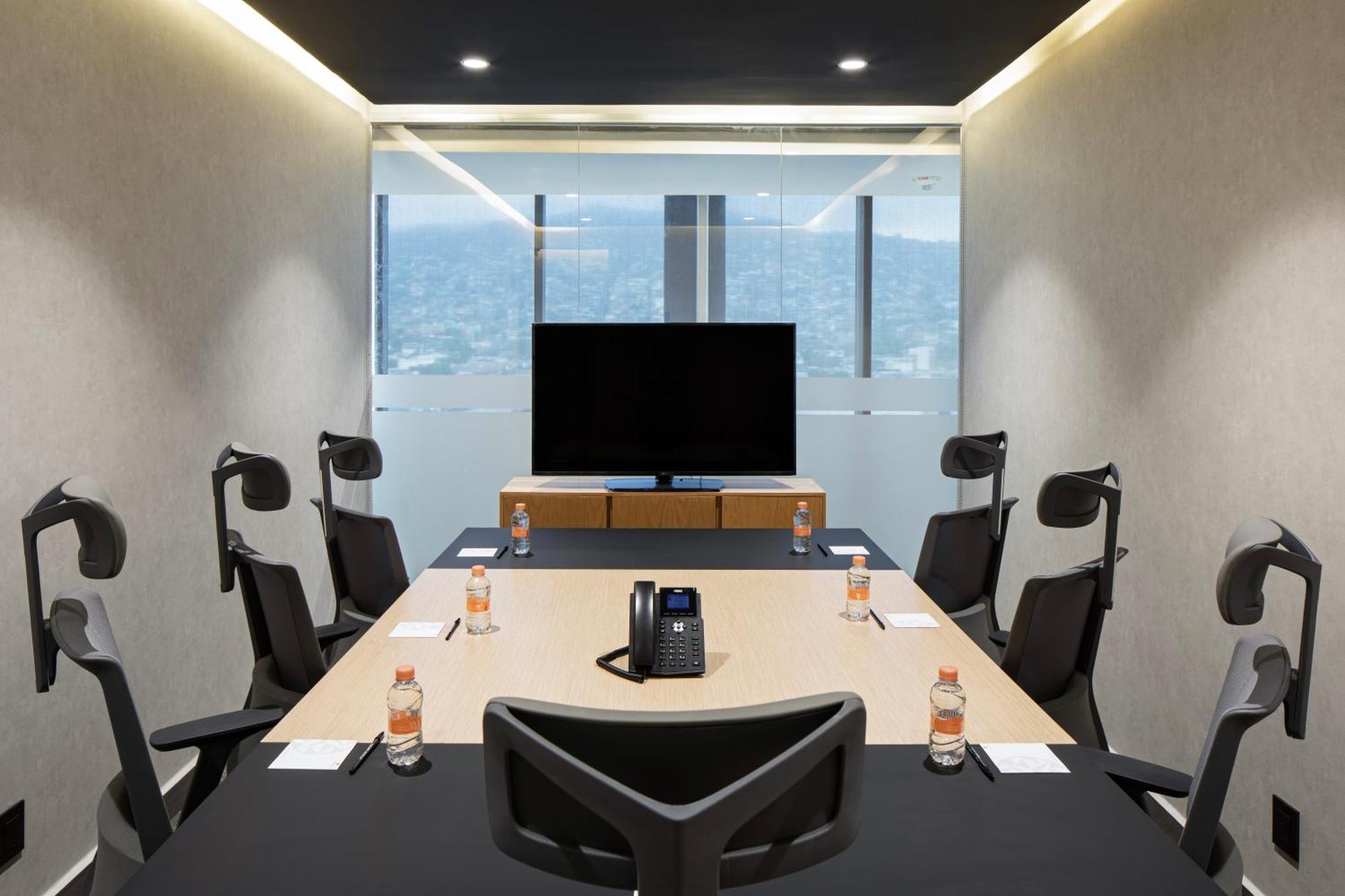 Galeria Plaza Monterrey Hotel Kültér fotó A typical meeting room