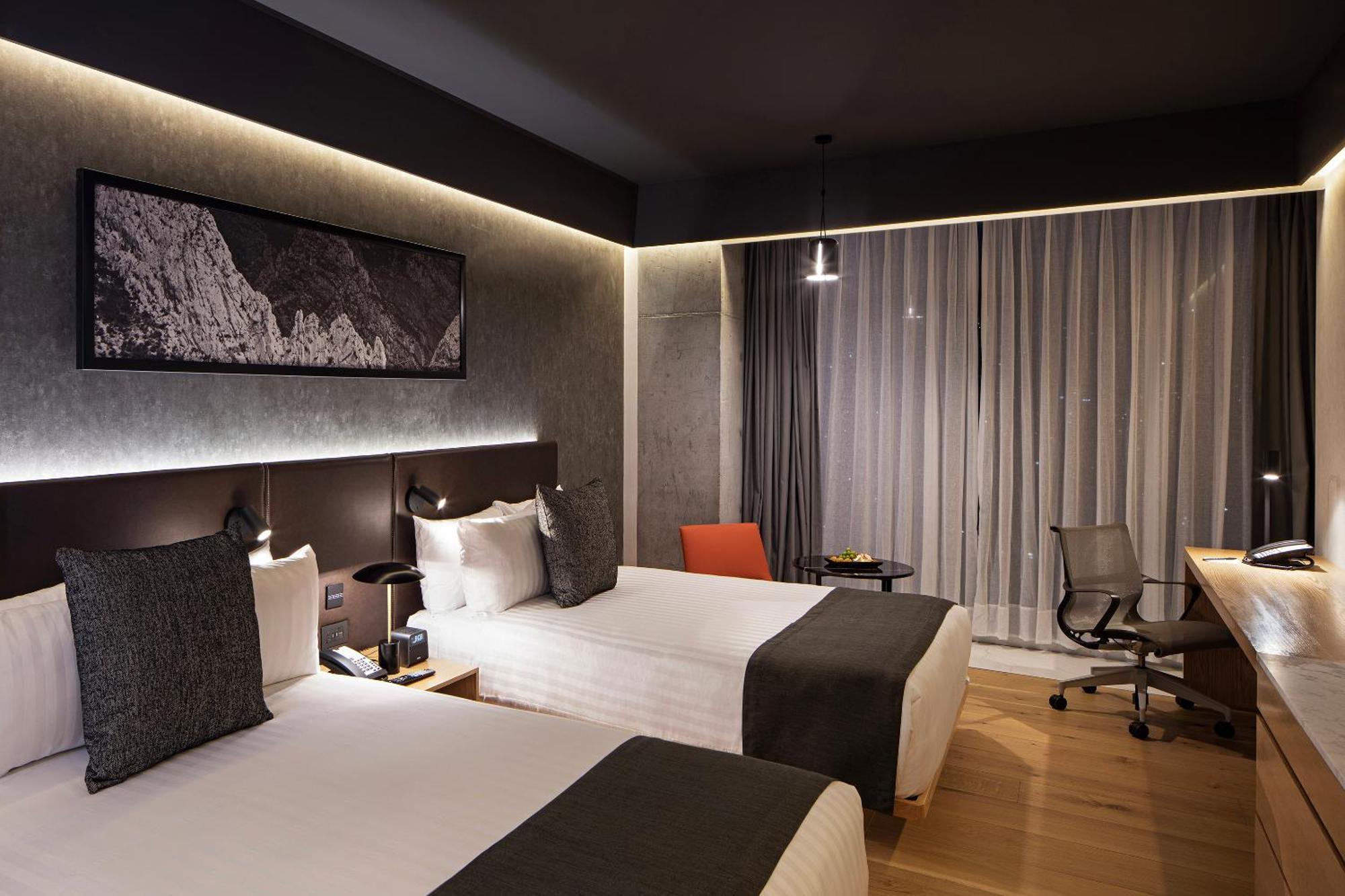 Galeria Plaza Monterrey Hotel Kültér fotó A room at the hotel